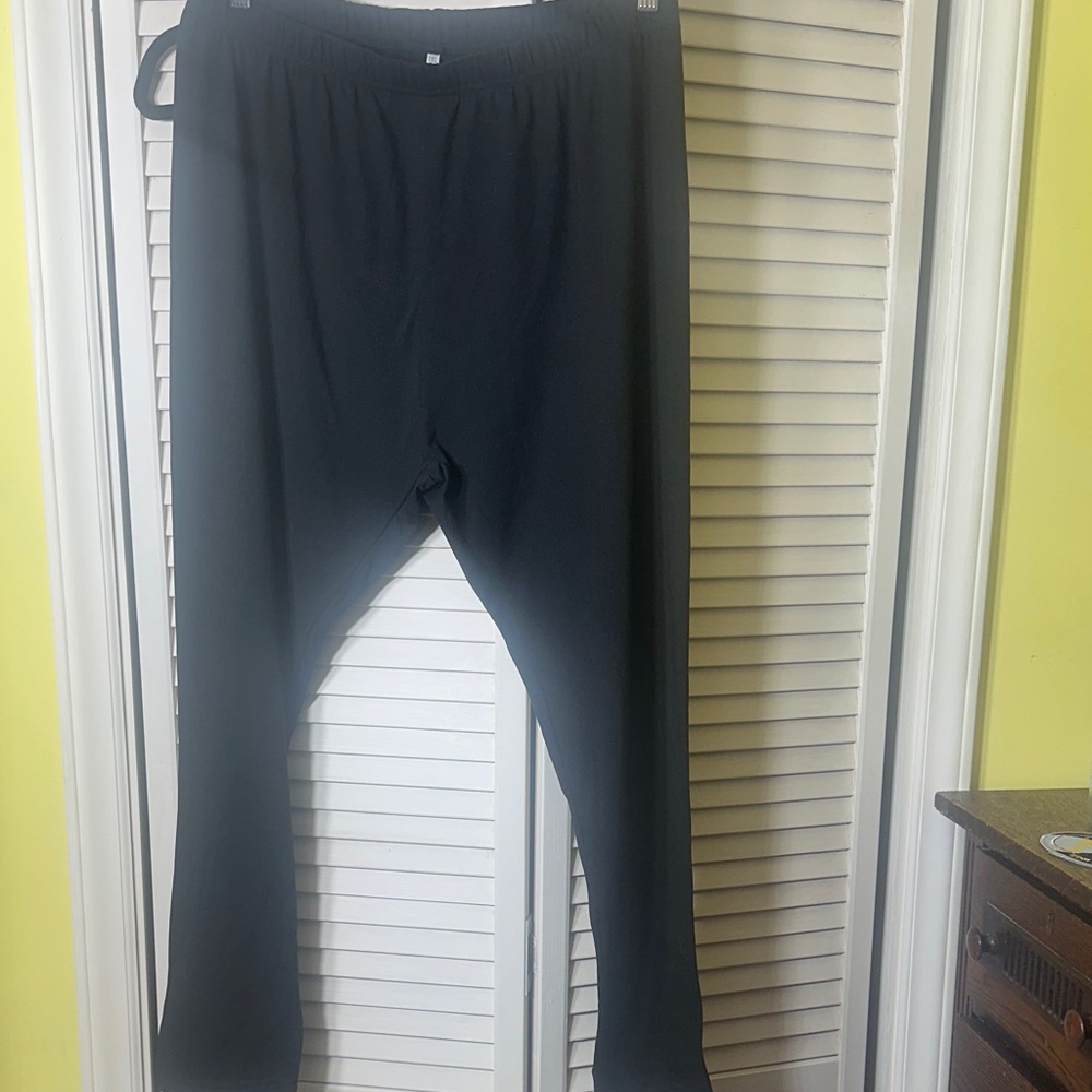 Black Women's Leggings - Comfortable Everyday Fit